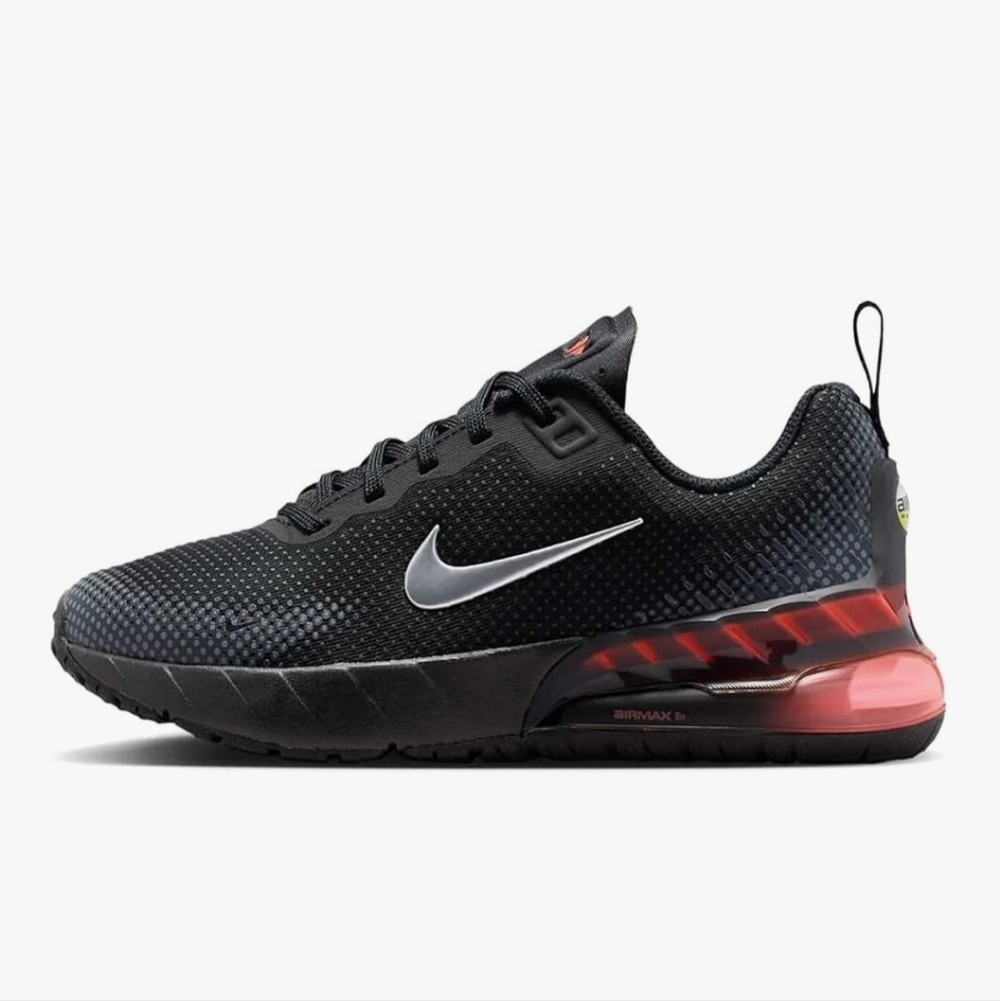 NIKE Air Max Phoenix Sneakers NWT